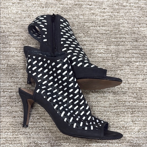 Nina New York Originals Women's Black and White Peep Toe Shoes Size 10 - Picture 2 of 5